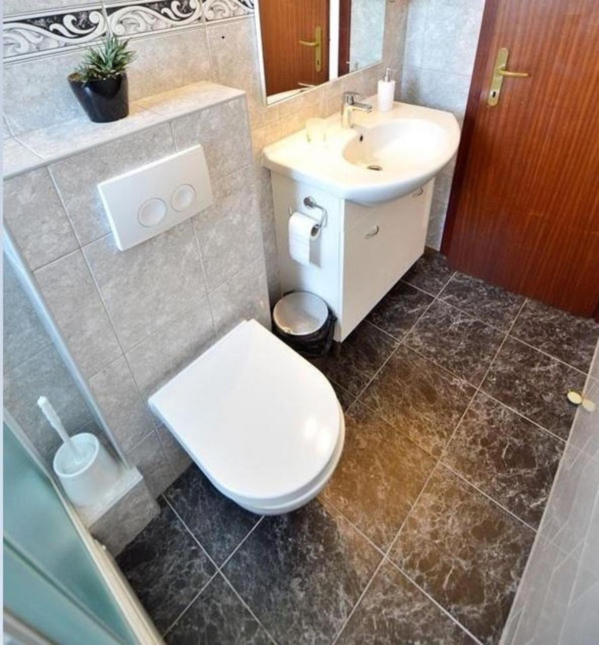 Apartment Denko Betina  Eksteriør billede