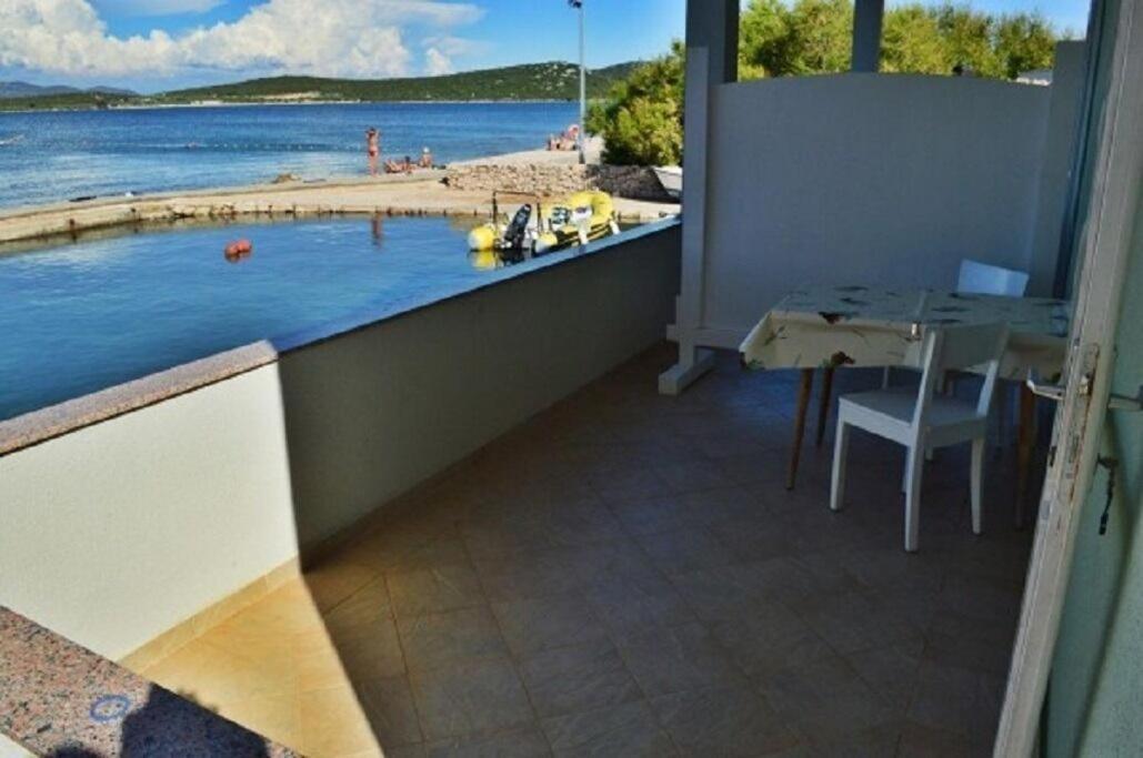 Apartment Denko Betina  Eksteriør billede